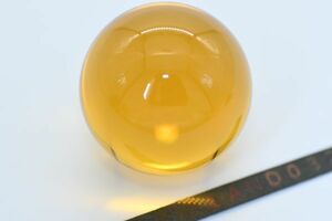 オレンジクリスタルボール 約４ｃｍ 球体 宝石 鉱石 希少 橙色 輝き 高品質 宝石シリーズ 水晶を推奨！！！ C268