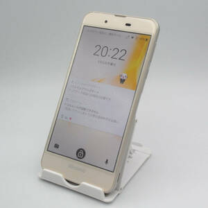 AQUOS EVER SH-02J Champagne Gold