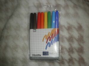 PROMOTED IN GERMANY PEN SET AS MANY COLORS