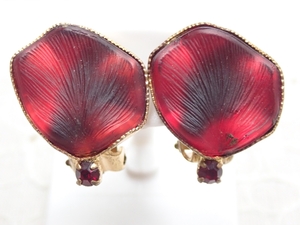 K522　ヴィンテージ　イヤリング　ガラス飾り　レッドカラー　Vintage　earring
