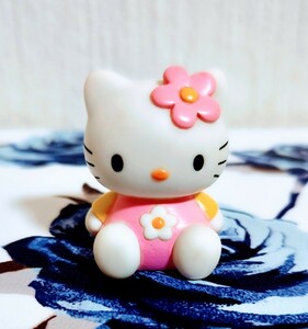 即決 SANRIO サンリオ 1999年製 ピンク 花 キティちゃん ハローキティ HALLO KITTY フィギュア 人形 オブジェ 置物 検: ぬいぐるみ 骨董品