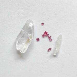 レアファーデン水晶連晶系&ルビーRuby小粒外し石セット!究極のパワーストーン!! 15.05ct 天然石!ルース☆　7　在庫たくさん色々大量処分中!