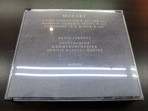 CD 2枚組 / W.A.MOZART : PIANO CONCERTOS K.467,488,595 ・ MASONIC FUNERAL MUSIC K.477 / 『D13』 / 中古