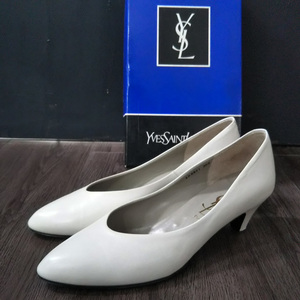 YVES SAINT LAURENT パンプス 36.5 約23.5㎝位 白系 ホワイト ヒール 靴 イヴサンローラン YSL シンプル レディース