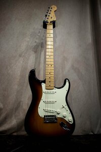 ♪Fender USA Stratocaster Corona California フェンダー ストラトキャスター エレクトリックギター ☆D 0425