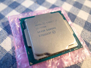 Intel CPU Core i7-7700 3.6GHz 8Mキャッシュ 4コア/8スレッド LGA1151　正常動作品（1月まで使用）