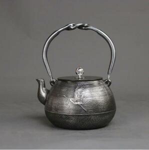 新入荷☆ 鉄瓶 急須を入れる 砂鉄製ティーポット純粋な手水を沸かして茶を煮る茶具 鉄瓶