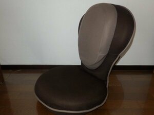 p1：PROIDEA プロイデア 茶＆木製の座椅子 背もたれ 37×43×50 和式 椅子 インテリア　引き取り相談