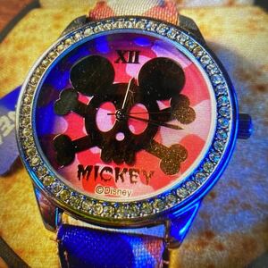 ミッキーマウス　腕時計メンズ