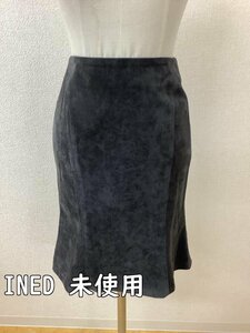 イネド (INED) タグ付き未使用 グレー ベロア風スカート サイズ7