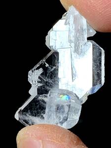 縫合水晶・3・2g（パキスタン産鉱物標本）