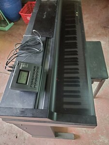 KAWAI　DIGITAL PIANO　300