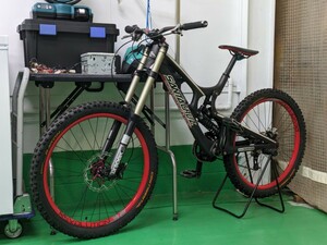 【SANTA CRUZ V10C】MTB マウンテンバイク フルサス サンタクルーズ サンタクルズ SANTACRUZ