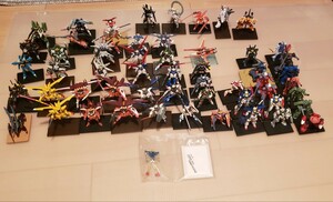 ガンダムコレクション　シールド　ディステニーファーストガンダム他ルービックキューブ　ドリンクホルダー　ウエハースカード　などなど　