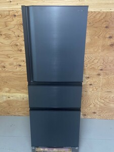TOSHIBA　東芝　東芝ノンフロン冷凍冷蔵庫〈家庭用〉　形名：GR-S33SC（KZ）　※凹み、汚れあり　2021年製　全定格内容積：326L　555C