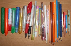 ペン各種 色鉛筆 鉛筆 ボールペン 文房具 芯無し 難あり 中古品 まとめ売り