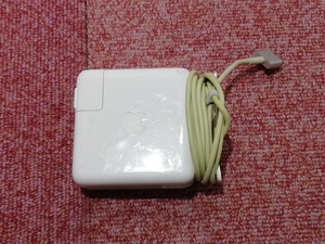 APPLE Magsafe 2 Power Adapter/A1435/16.5~3.65A ケーブル黄ばみあり 動作保証