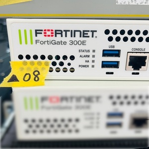 ▲08【通電OK】 Fortinet Fortigate 300E FG-300E ファイアウォール FW セキュアSD-WAN セキュアWebゲートウェイ フォーティゲート