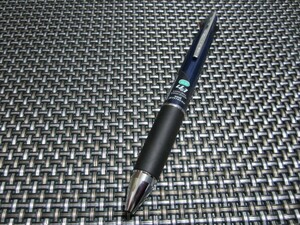 ☆必需品 新品未使用 三菱鉛筆 5機能 多機能ペン ジェットストリーム 4&1 0.5ボールペン 0.5シャープペン ネイビー