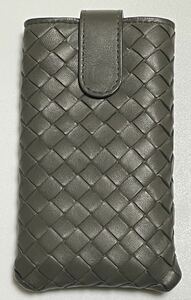 【美品】BOTTEGA VENETA （ボッテガベネタ）イントレチャートマルチケース スマホケース 小物入れ レザー　1円〜