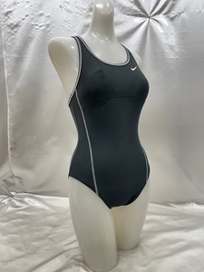 r1_6879k ★定形外 配送★ NIKE ナイキ　艶黒　Yバック　ハイカット　競泳水着　サイズM