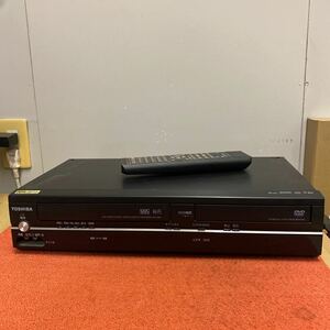 TOSHIBA 東芝ビデオ一体型DVDプレーヤー SD-V800 ジャンク 中古品