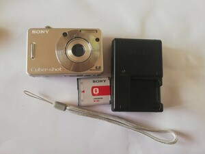 ★動作確認済　状態良好★デジタルカメラ SONY Cyber-shotDSC-W50 ★純正充電器1個　純正充電池2個　純正新品ストラップ1個　日本未発売品