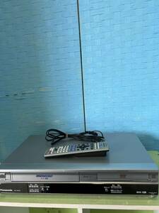 【ジャンク品】　Panasonic VHSカセット／DVD RECORDER NV-VP30 2002年