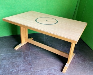 焼肉屋さんの　木製テーブル　４人掛け用　(分解発送)　■A-3039