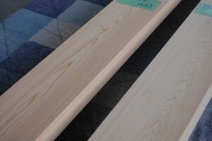 木曽桧（天然材） ヒノキ 2本で12100円 大幅値引き 角材 材木 木材 新品