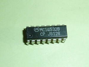 モトローラ　 MC14532B Dual Monostable Multivibrator 2個 未使用