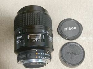 Nikon　Ai AF Micro Nikkor 105mm F2.8D