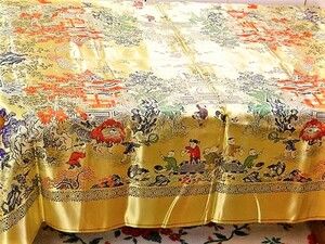 送料無料　金色 　上逸品 美品 【百子図】 絹刺繍 　タペストリー・　 テーブルクロス　長さ192ｃｍ 