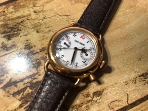 BK0221 程度良好 レア GRACE FABLIAU グレースファブリオ SWISS デイデイト 白ホワイト文字盤 ゴールド クオーツ レディース 腕時計