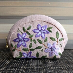 【ハンドメイド】手刺繍 コインケース ミニファスナーポーチ