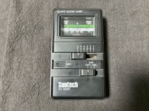 ◆ SUNTECH QUARTZ クオーツ式 アナログメーター ギターチューナー GT-1000