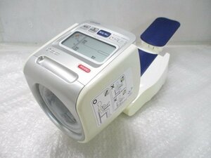 ◎展示品 オムロン OMRON HEM-1020 スポットアーム 上腕式血圧計 デジタル自動血圧計 アダプター欠品 w5106