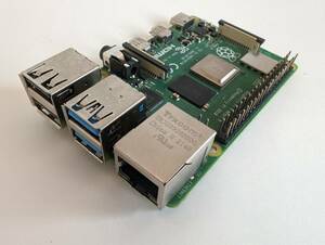 RaspberryPi 4 Model B 8GB ラズベリーパイ おまけとしてアルミニウム製ファン付きヒートシンクケースと 5V4A電源をお付けします