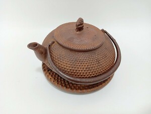 ★H#2891 鉄器 急須 鉄瓶 茶道具 茶器 金属工芸 レトロ アンティーク 時代物 神奈川県 信連 