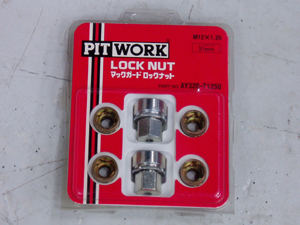 ホイールロックナット　ＰＩＴＷＯＲＫ