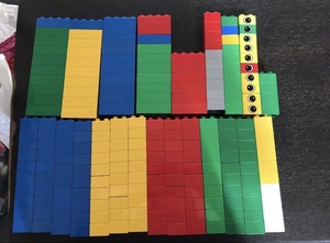 LEGO レゴデュプロ 基本ブロック 青色 黄色 赤色 緑色 220個