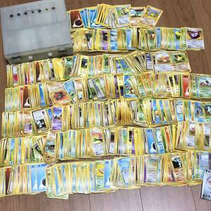 ポケモンカード　旧裏　旧裏面　大量まとめ売り　ノーマルのみ　2500枚以上 カードボックス付き　英語版　シャドーレスあり