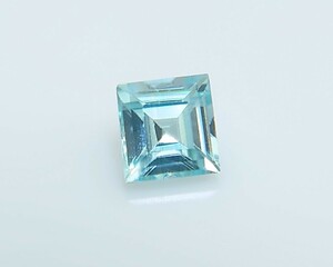 美品！　ブルージルコン　0.46ct ルース（LA-6847）