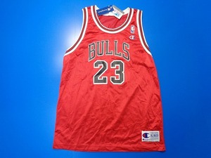 13645■新品 タグ付き Champion チャンピオン 製 NBA シカゴ ブルズ CHICAGO BULLS ジャージ ユニフォーム XL 赤 ユニホーム