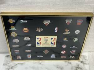 ◇NBA ピンバッチ　NBA TEAM PINS COLLECTORS SET レイカーズ /セルティックス 額入り　バスケットボール