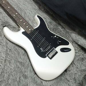 Charvel Jake E Lee Pro-Mod So-Cal Style 1 HSS HT RW Pearl White