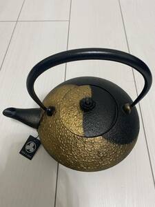 [箱入り未使用品] 南部鉄器 鉄瓶 