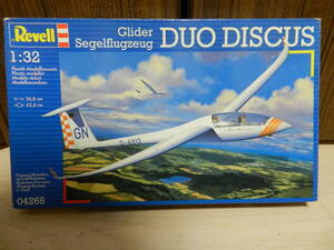 １／３２　高性能複座型グライダー　DUO DISCUS　（アメリカ空軍TG-15A）　＜ドイツRevell＞