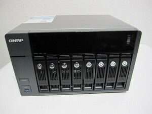 QNAP TVS-871 　　Core i3-4150 3.5GHz/4GB