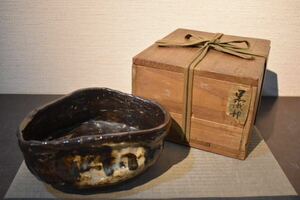 【GE】E526【コレクター所蔵品】時代 黒織部茶碗 /日本美術 美濃古陶 骨董品 時代品 美術品 古美術品 